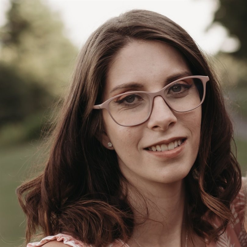 Tara Warner